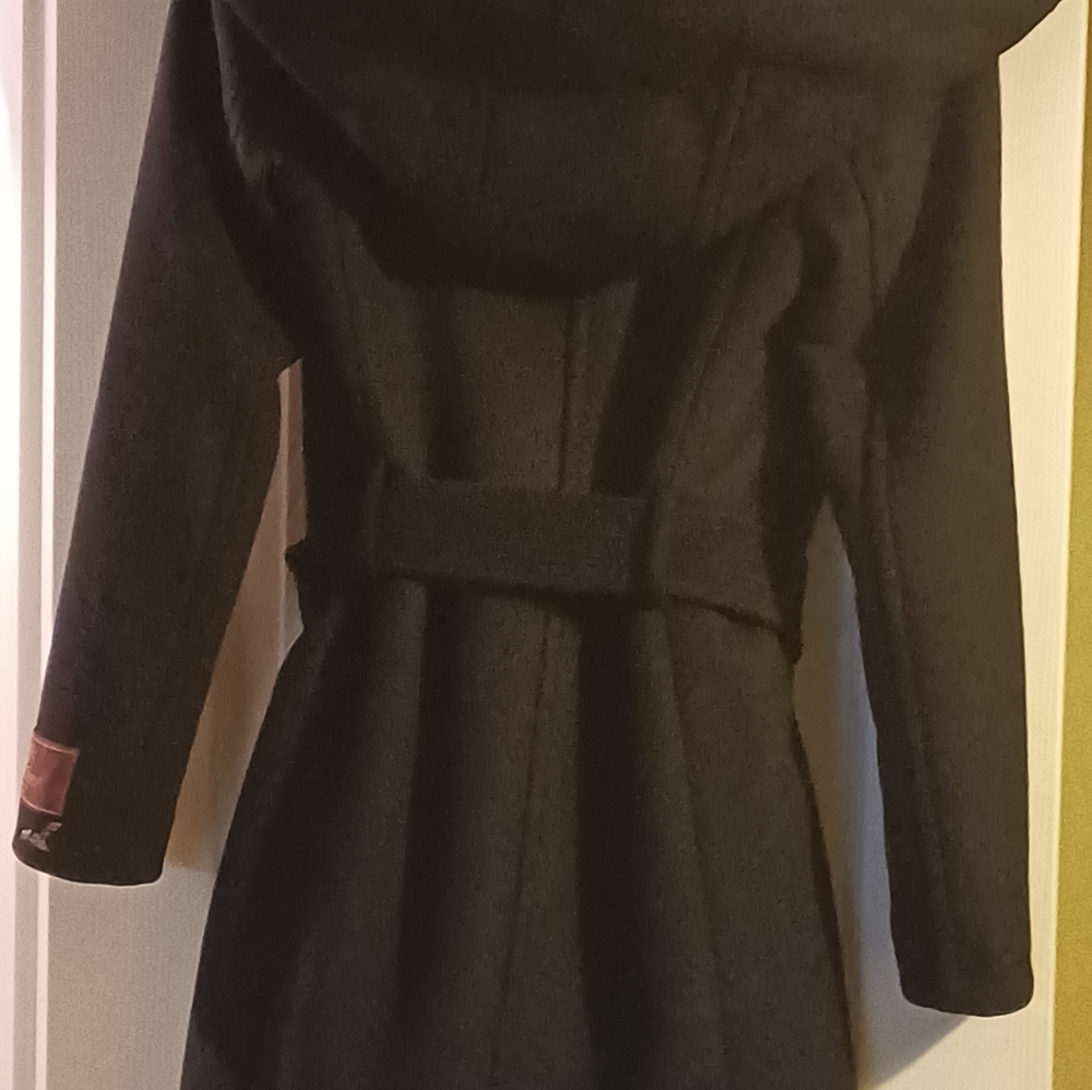 hooded wool coat - Picture 2 of 8